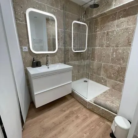 아파트 Duplex Sous Les Toits