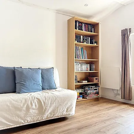 Duplex Sous Les Toits Apartment *