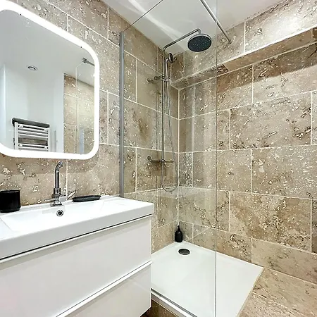 Duplex Sous Les Toits Apartman Riez